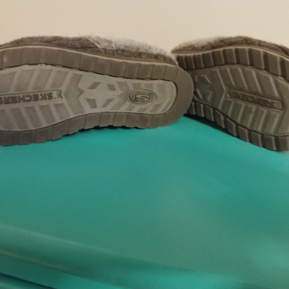 Shoes - Picture 4 of 4